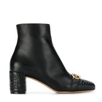 Ferragamo Zeri Quilted Gancini Ankle Boots In Black, Size 7 C