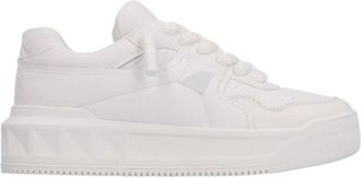 Valentino Garavani One Stud XL Sneakers - Heren - Sneakers - Wit - 43 EU - Leer - Schoenen