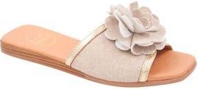 Andr&eacute; Assous Kiky Slide Sandal in Natural/Platino at Nordstrom Rack, Size 10