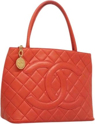 Chanel Pre-owned Handbags, female, Orange, Size: ONE SIZE Pre-owned Leather chanel-bags