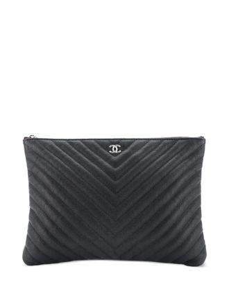 Chanel O Case Chevron Caviar Medium clutch bag - women - Calf Leather - One Size - Black