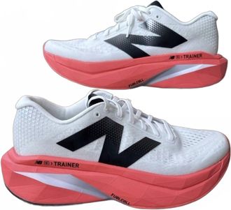 New Balance Womens Supercomp Trainer V3 Shoe In White/red