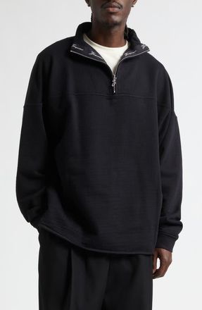 Jacquemus The Rond Carr&eacute; Half Zip Sweatshirt in Black at Nordstrom, Size Xx-Large