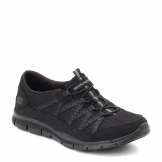 Skechers Womens Gratis Strolling Sneaker In Black
