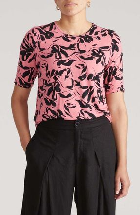 Universal Standard Lily Liquid Jersey Crewneck Top in Pink Sgrafitto Print at Nordstrom, Size Xxx-Large