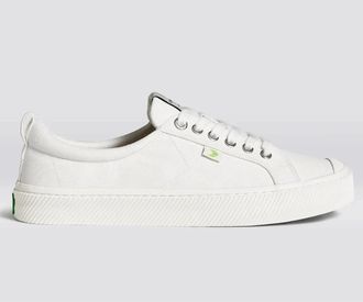 Cariuma Cariuma OCA Low Sneakers Off-White Canvas Comfort Shoes HAWK011
