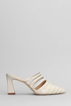 Isabel Ferranti Slipper-Mule