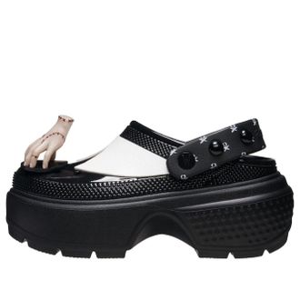 Crocs Clog Wednesday Stomp 210214-001