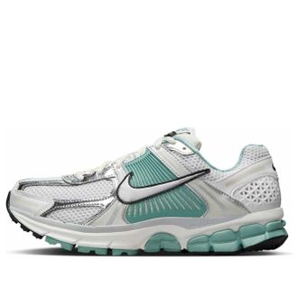 Nike (WMNS) Nike Air Zoom Vomero 5 White Cannon Wolf Grey Silver HF1877-101