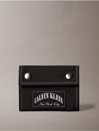 Calvin Klein Mens Heritage NYC Logo Graphic Trifold Wallet - Black