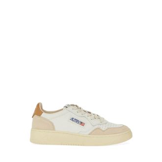 Autry Medalist Low - female - Autry - Sneakers - White - 5 UK - Shoes