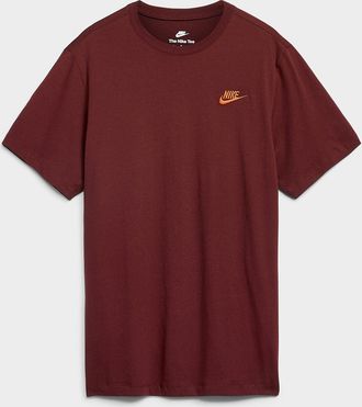 Nike Mens Small logo Sportswear Club T-shirt
