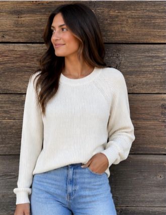 Autumn Cashmere Scallop Shaker Crew Sweater In Bleach White