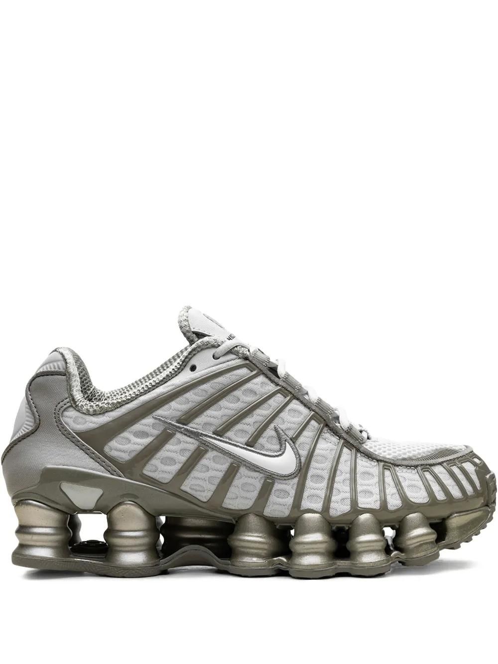 Nike: Silver Shoes Footwear now up to −81% Stylight