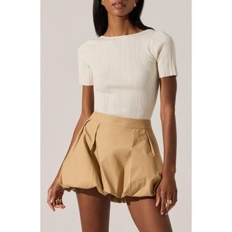 ASTR the Label Nikola Short Sleeve Sweater in Vanilla at Nordstrom Rack, Size X-Small