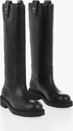 Fendi Stivali in Pelle con Monogram in Rilievo all Over Fendi