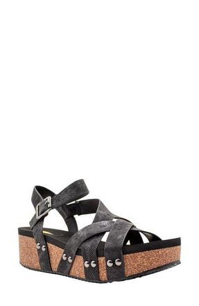 Volatile Sand Castle Water Resistant Sandal in Black at Nordstrom, Size 10