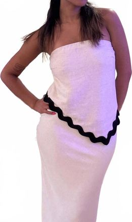 Sadie & Sage Go With The Flow Wavy Trim Tube Top In White