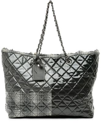 Chanel 2009-2010 Large Quilted Tweed and Vinyl Funny Patchwork tote bag - Grey