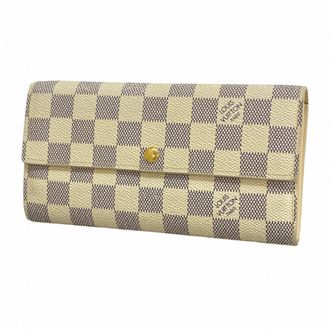 Louis Vuitton White Long Wallet (Bi-Fold) (Pre-Owned)