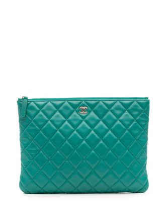 Chanel 2017-2018 Medium Quilted Lambskin O Case clutch bag - Green