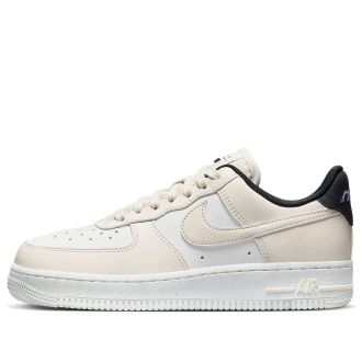 Nike (WMNS) Nike Air Force 1 Low Coconut Milk DZ2708-101