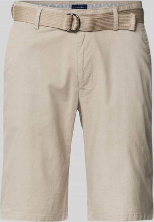 Christian Berg Regular Fit Shorts mit Gürtel in Mud, Größe 48