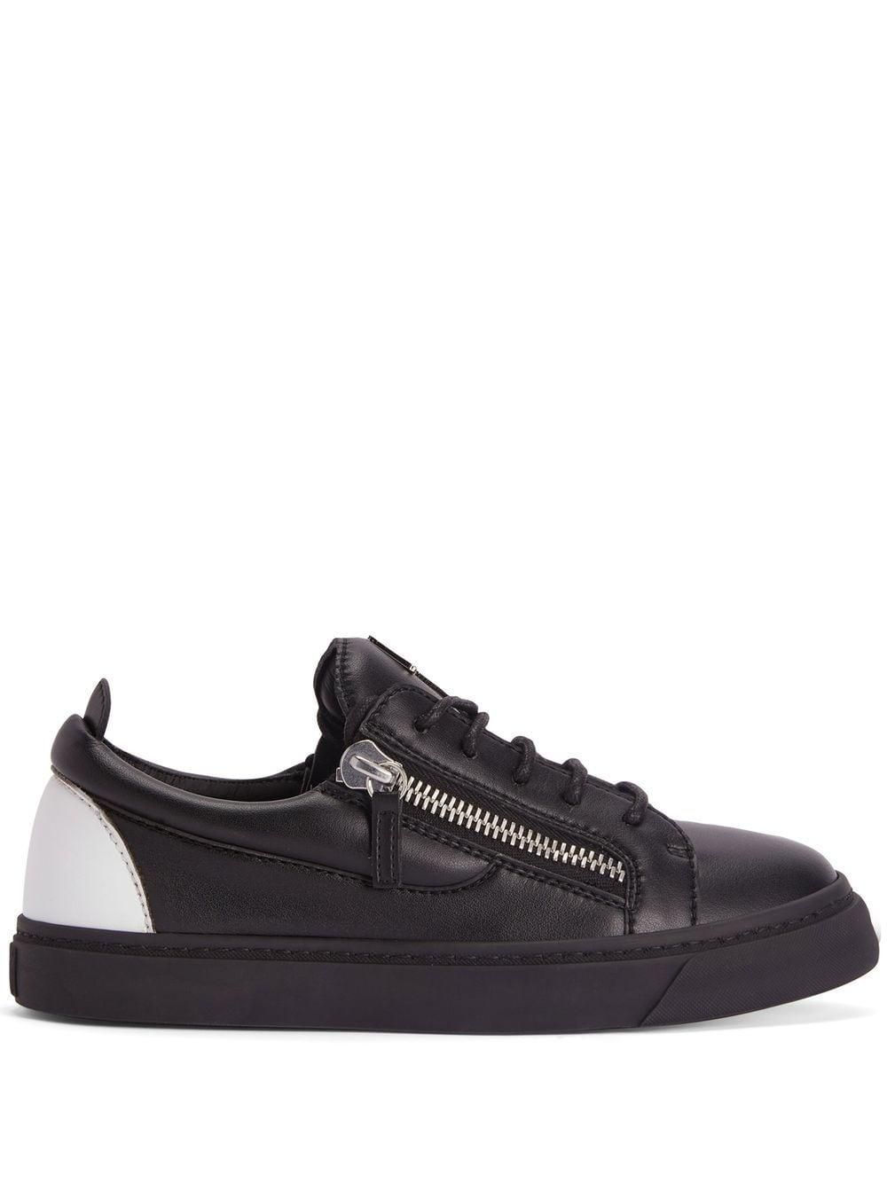 Women's Giuseppe Zanotti Low Top Sneakers - up to −88
