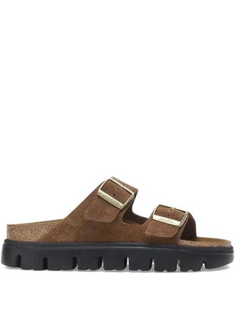 Birkenstock Arizona su&egrave;de sandalen met dubbele gesp - Bruin