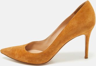 Gianvito Rossi Tan Suede Gianvito Pumps