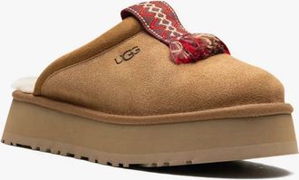 UGG Womens Tazzle Clog In Chestnut