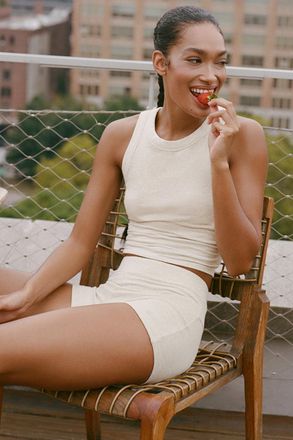 Alo | Sway Bra Tank Top in Oatmeal Heather Beige, Size: Medium