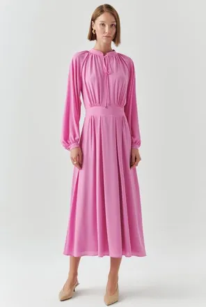 Exquise Kairi Chiffon Midi Dress in Lilac at Nordstrom, Size X-Large