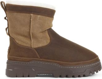 UGG Heritage Pull-On Trailgazer Boots
