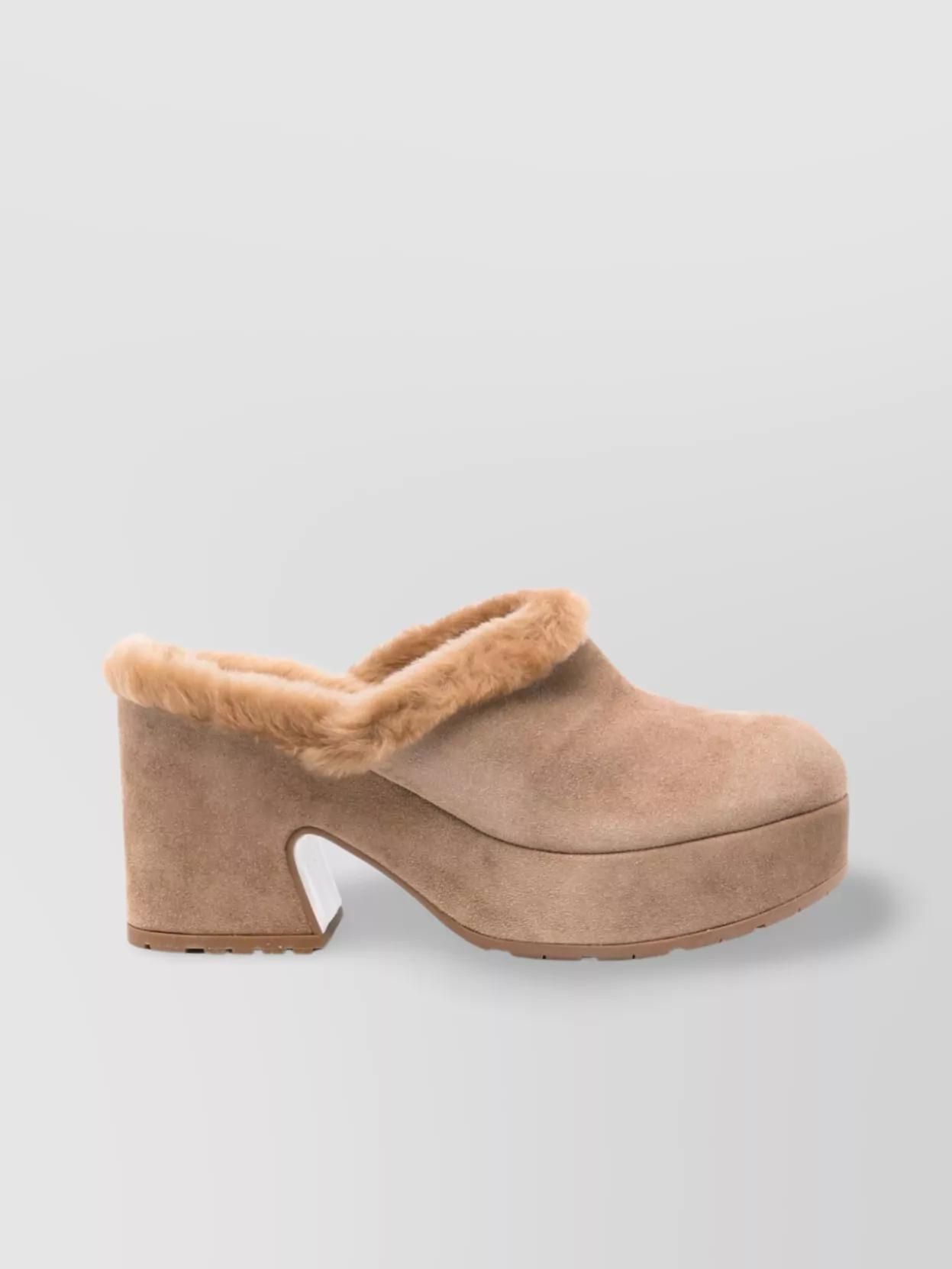 VIP【送料無料関税込み】Gianvito Rossi Lyss Suede Heel Mules Camel Lyss 55 suede mules | GIANVITO ROSSI | NET-A-PORTER