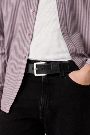 Levi's Cintur&oacute;n Arlo de hebilla ancha - Hombre - 100 - Negro / Caviar