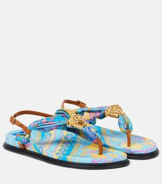 Versace: Blue Sandals now up to −70% | Stylight