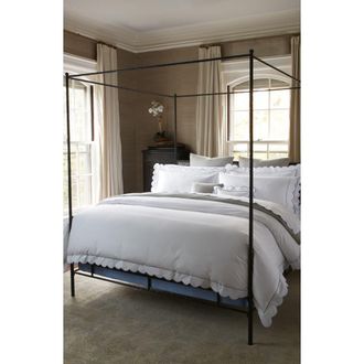 Matouk Butterfield Duvet Cover in Ocean at Nordstrom, Size Full