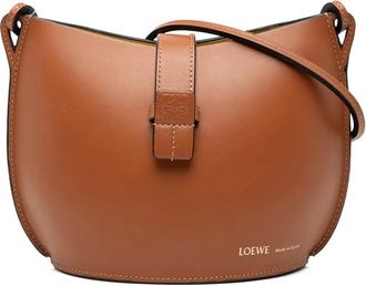 Loewe 2021 Leather Molded bucket bag - Marrone