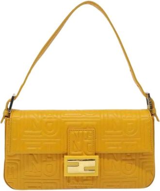 Fendi Pre-owned Shoulder Bags, female, Yellow, Size: ONE SIZE Pre-owned Leather Shoulder Bag