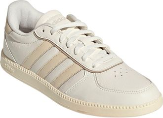 adidas Breaknet Sleek Sneaker in White/Sand Strata/Vanilla at Nordstrom Rack, Size 6.5