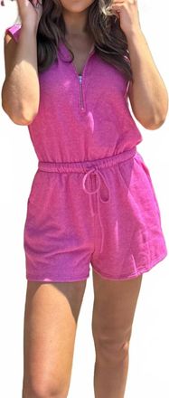 Gilli Short Sleeve Hooded Romper In Hot Pink