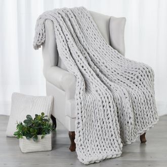 Kathy Ireland Chunky Chenille Plush Throw - 50 x 60