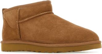 UGG Mens Classic Ultra Mini Sheepskin Ankle Boot Chestnut Upper Material