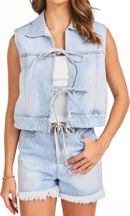 Sadie & Sage Getaway Denim Vest In Blue