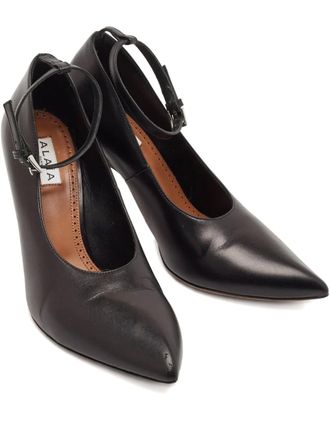 Alaia 125 mm leren pumps met enkelbandje - Zwart
