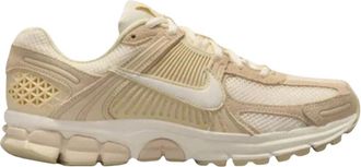 Nike Zoom Vomero 5 - Dames - Hardloopschoenen - Beige - 36 EU - Leer - Fitness