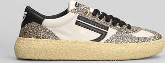 Puraai Sneakers
