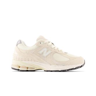 New Balance M2002R