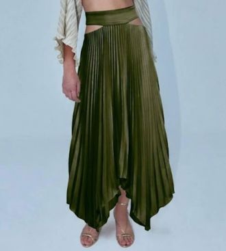 AIIFOS Kenny Pleated Skirt In Army Green